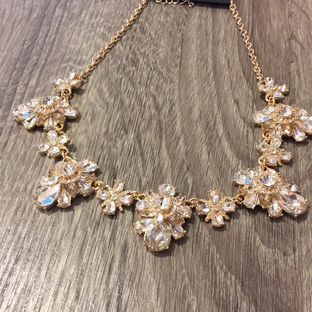 Banana Republic Statement Necklace NWT